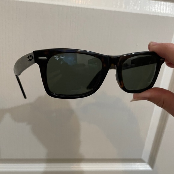 Rayban dark tortoiseshell wayfarer glasses - Picture 2 of 5